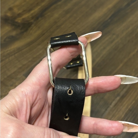 Streets Ahead black leather with gold tone hardware size small belt - Picture 6 of 7